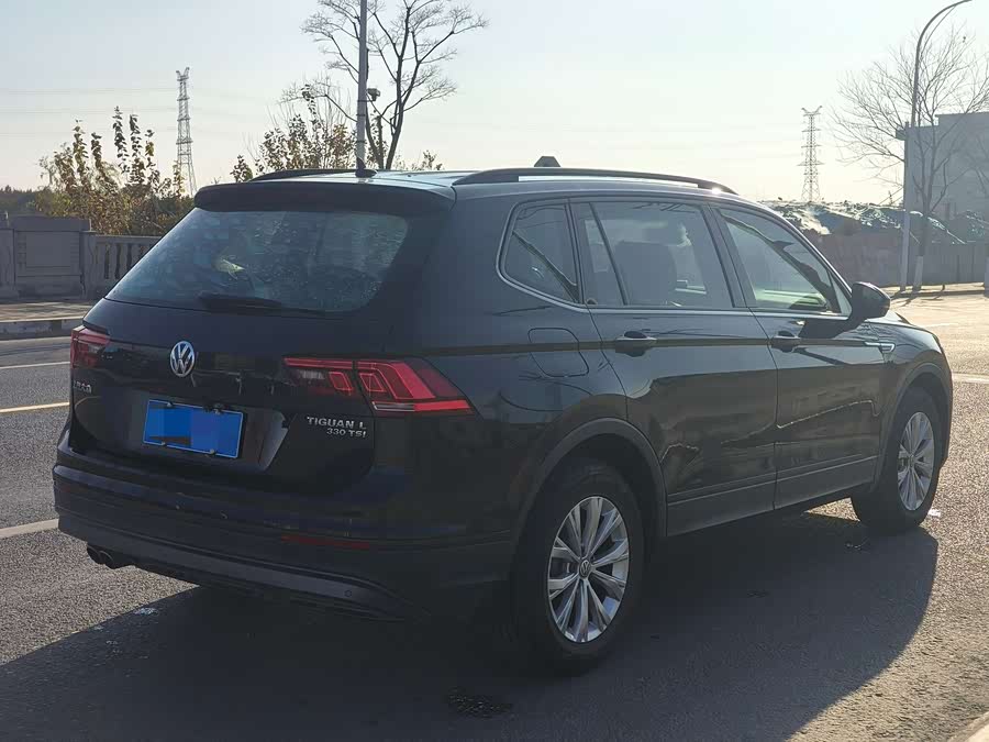 Volkswagen Tiguan L 2018 car image #5
