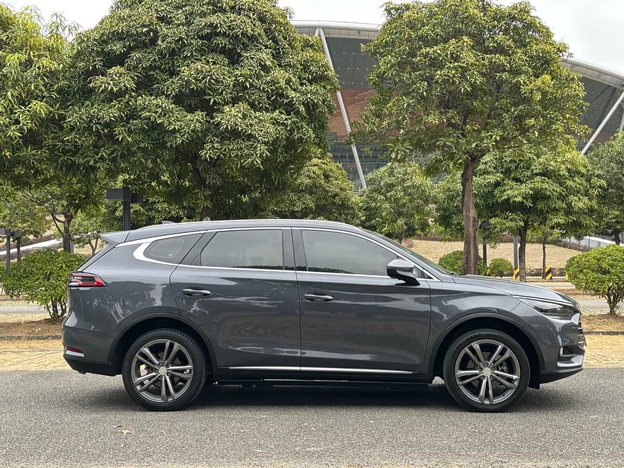 BYD Tang 2020 car image #5