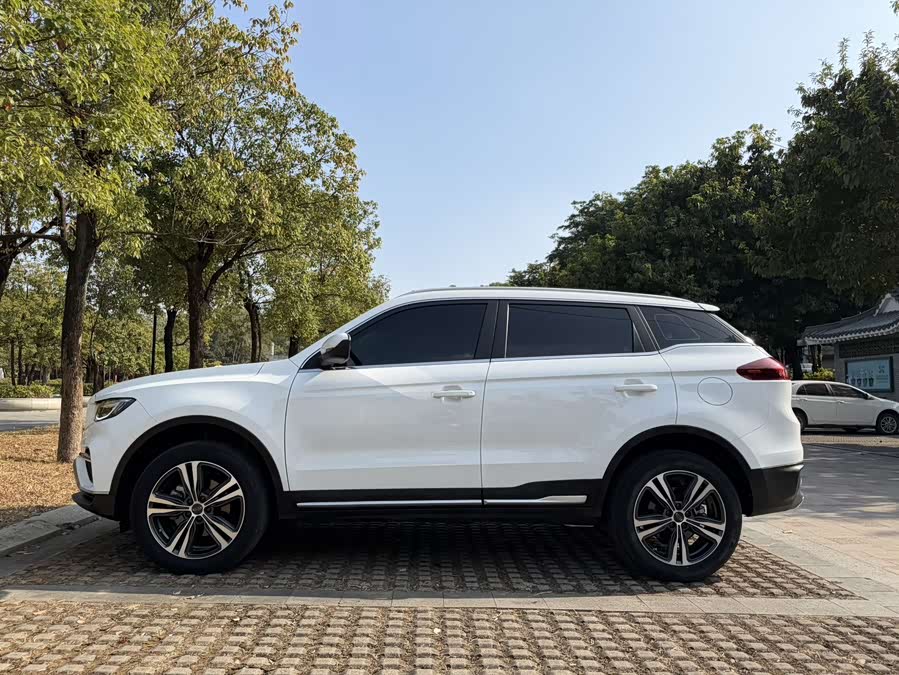 GEELY Boyue 2022 #5 GEELY Boyue 2022 car image #5
