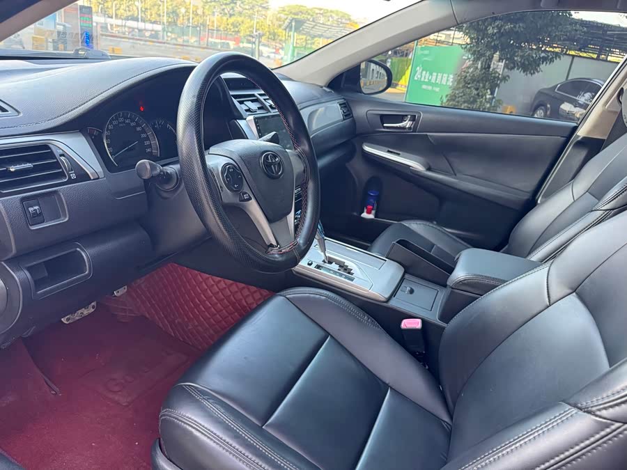 Toyota Camry 2014 immagine di auto #5