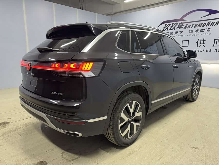 Volkswagen Tayron 2023 immagine di auto #5