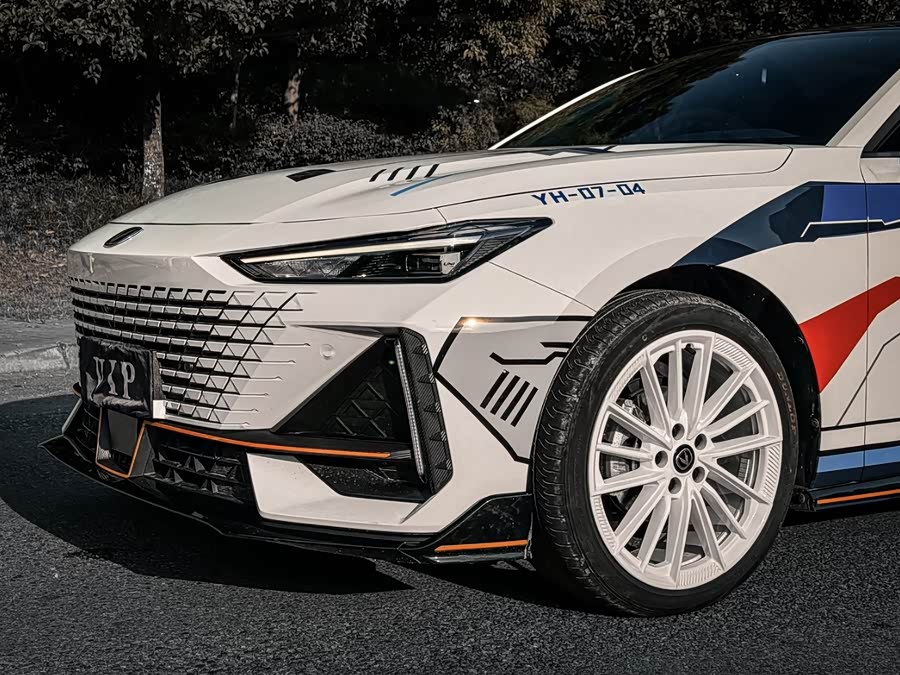 Changan UNI-V 2022 car image #5