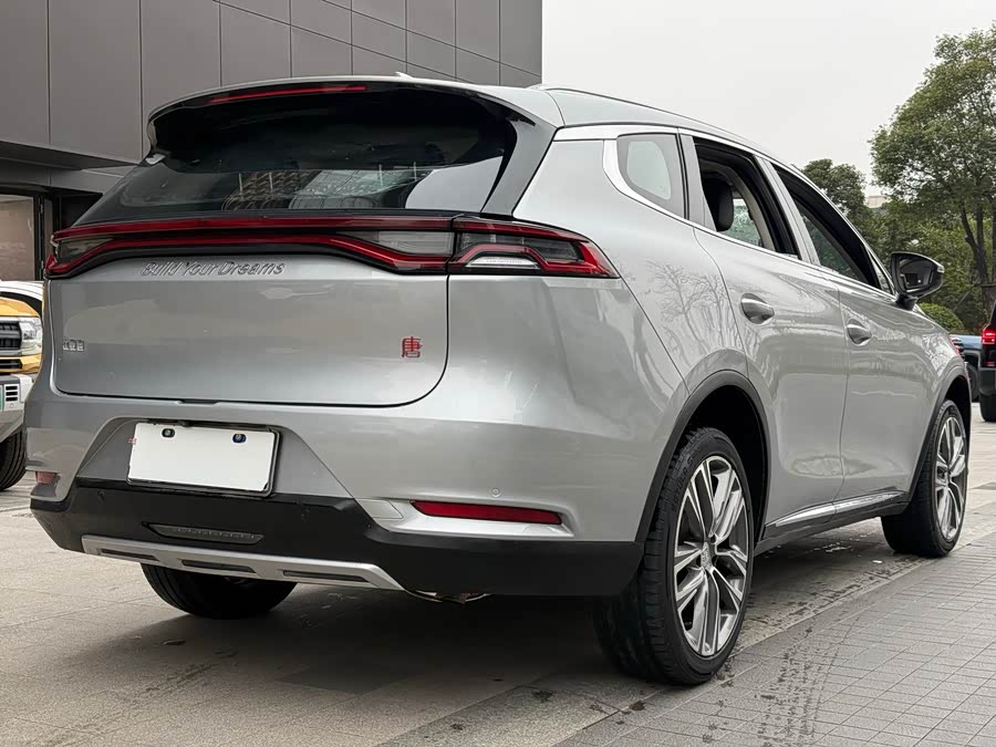 BYD Tang 2018 car image #5