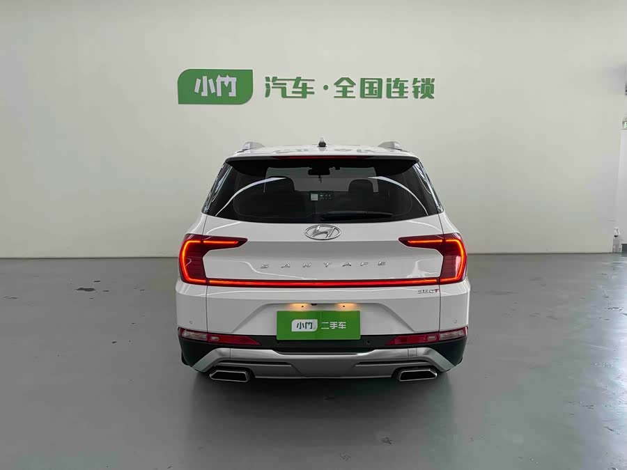 Hyundai Santa Fe 2021 car image #5
