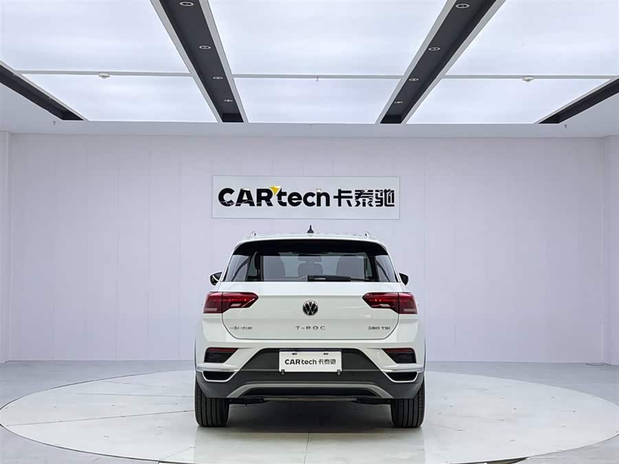 Volkswagen T-Roc 2021 car image #5