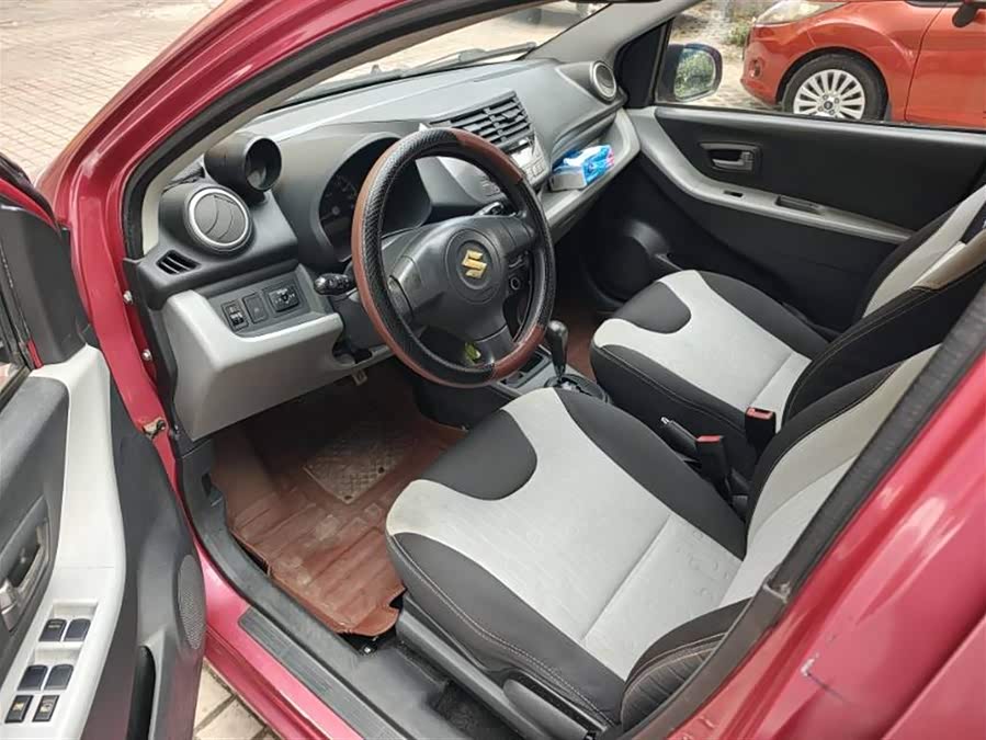 Suzuki Alto 2012 image de voiture #5