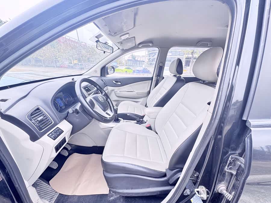 Forthing S500 2016 car image #5