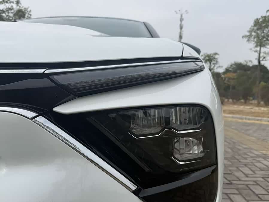 Citroen C5 X 2023 immagine di auto #5