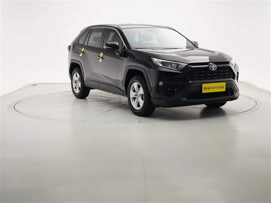 Toyota RAV4 2022 car image #5