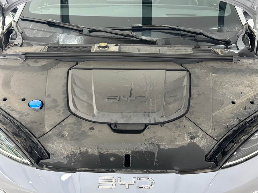 BYD Seal 2025 car image #5