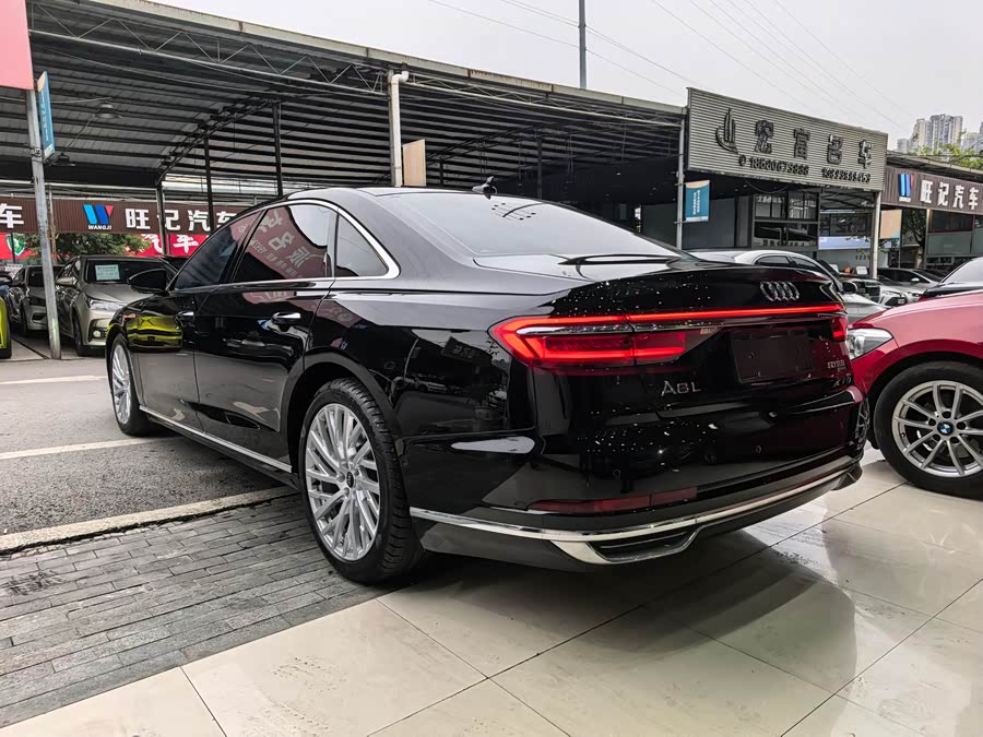 Audi A8 2020 immagine di auto #5