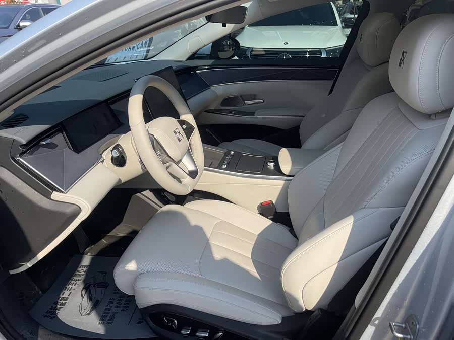 BYD HanL 2025 صورة سيارة #5