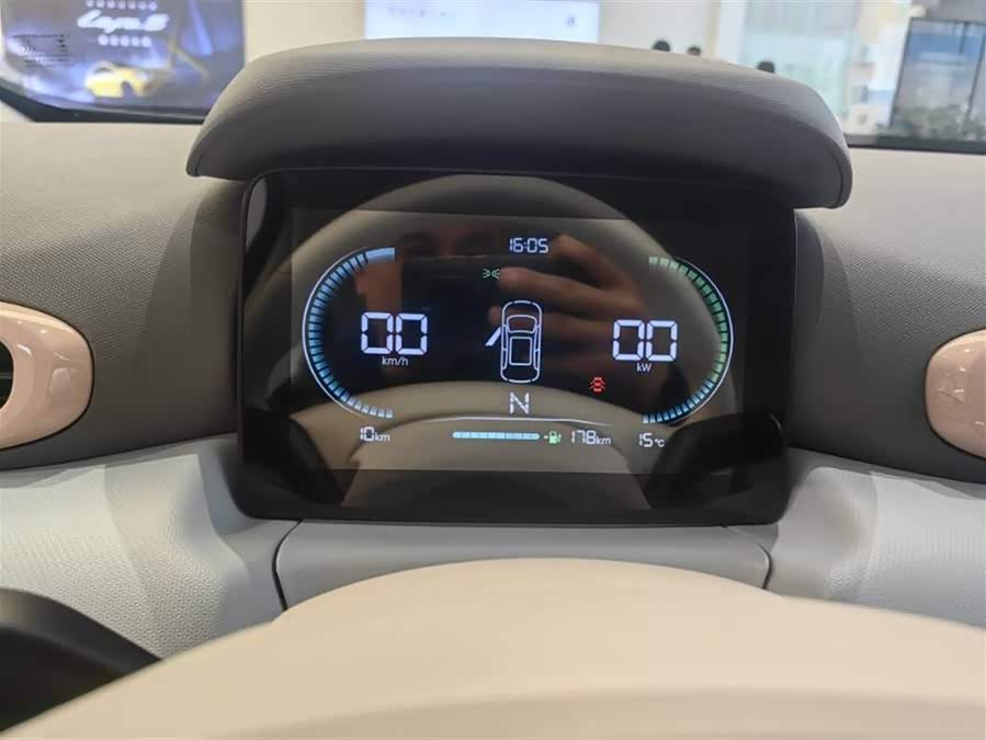 零跑汽车 零跑T03 2025 汽车图片 #5