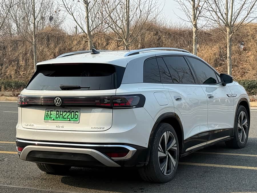 Volkswagen ID.6 Crozz 2024 immagine di auto #5