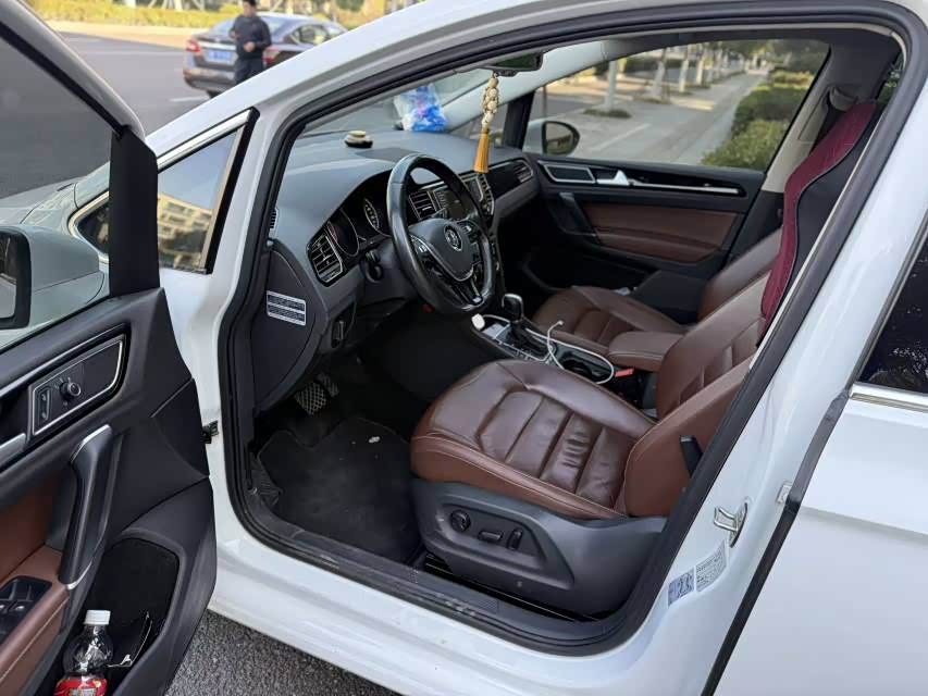 Volkswagen Golf (Imported) 2016 imagem de carro #5