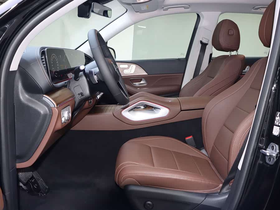 Mercedes-Benz GLE Class 2025 car image #5