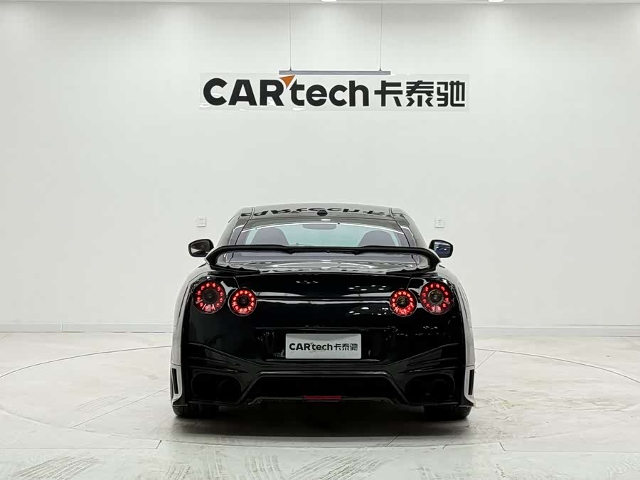 日产 日产GT-R 2010 汽车图片 #5