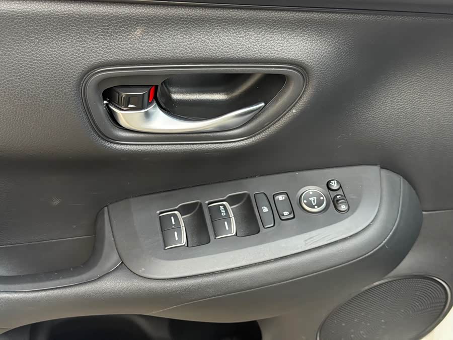 Honda ZR-V 2024 car image #5