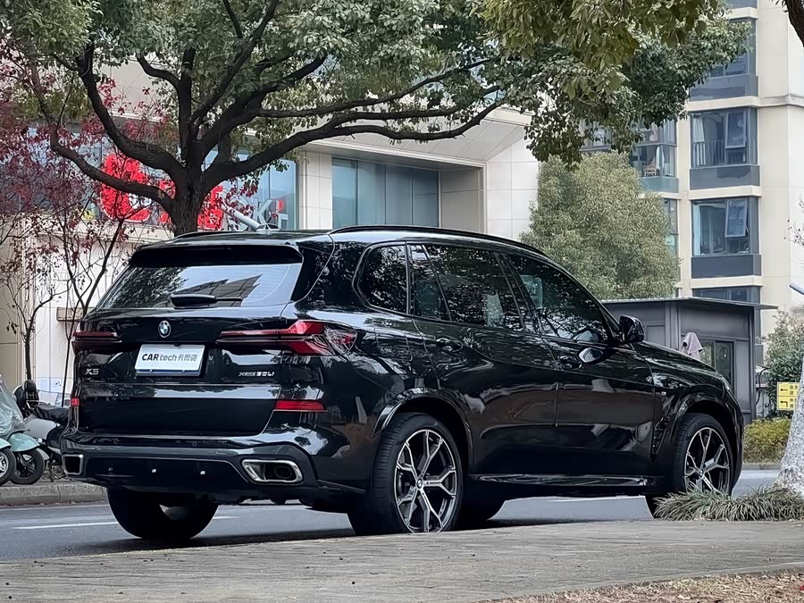 BMW X5 2025 صورة سيارة #5