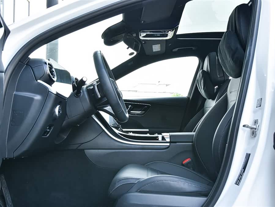 Mercedes-Benz C Class 2023 car image #5
