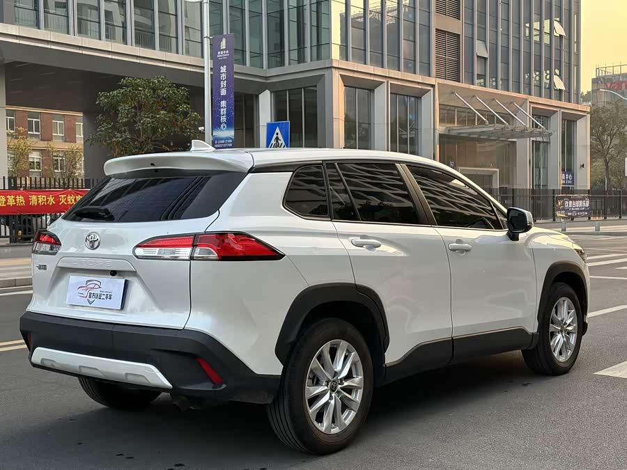 Toyota Corolla Cross 2025 immagine di auto #5