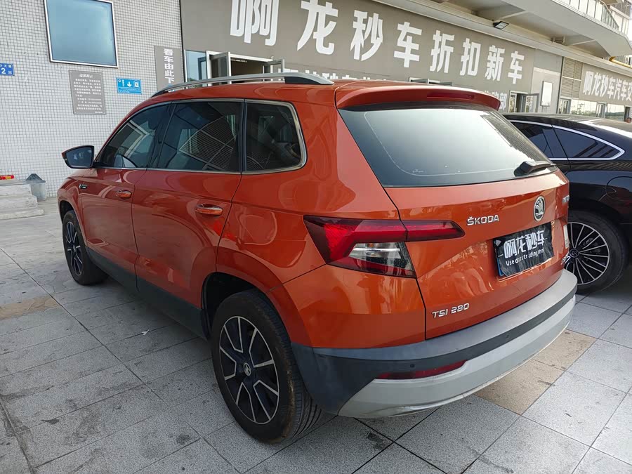 Skoda Karoq 2019 car image #5