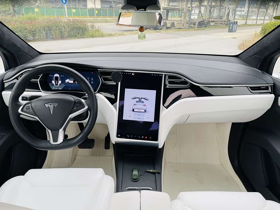 特斯拉 Model X 2017 汽车图片 #5