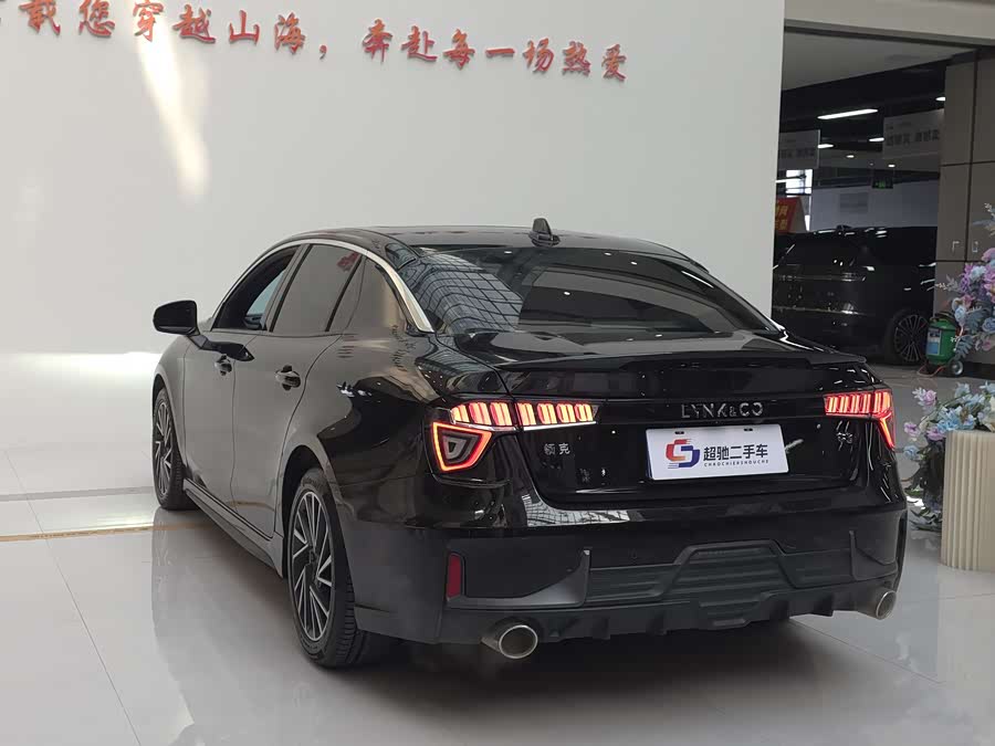 Lynk & Co 03 2022 car image #5