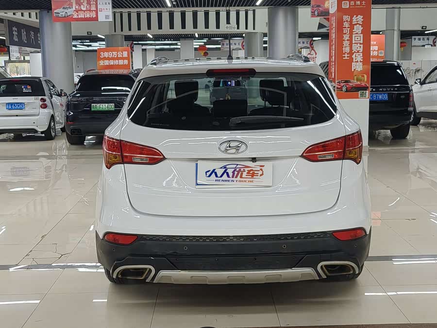 Hyundai Santa Fe 2013 car image #5