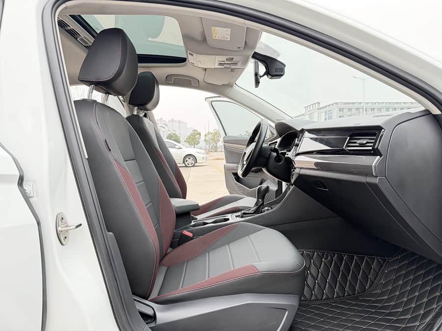 Volkswagen Bora 2019 #5 Volkswagen Bora 2019 car image #5