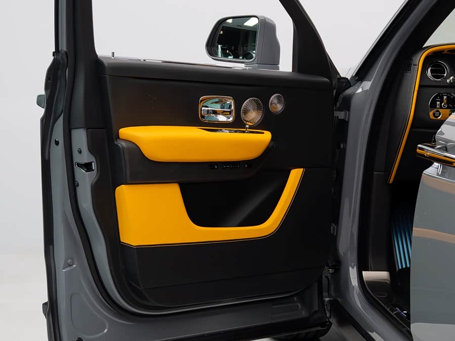 劳斯莱斯 库里南 2021 汽车图片 #5