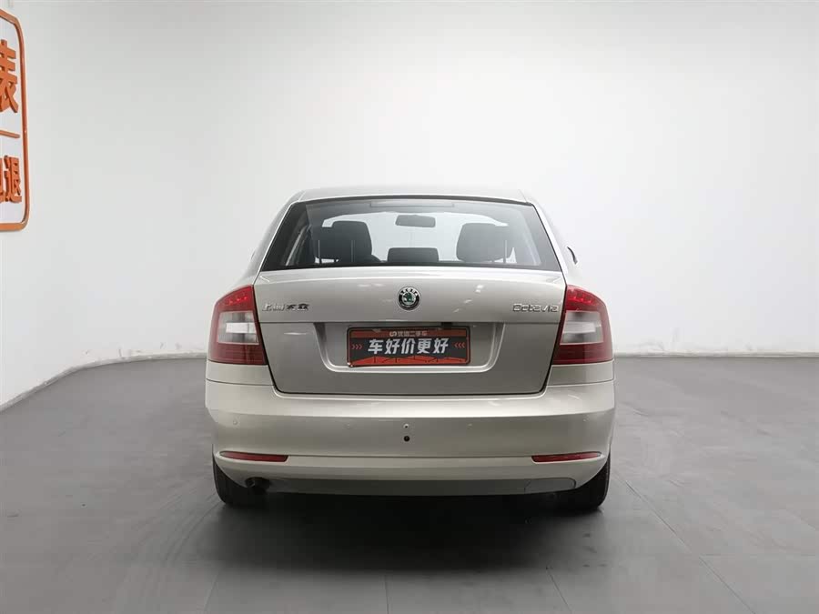 Skoda Octavia 2012 car image #5