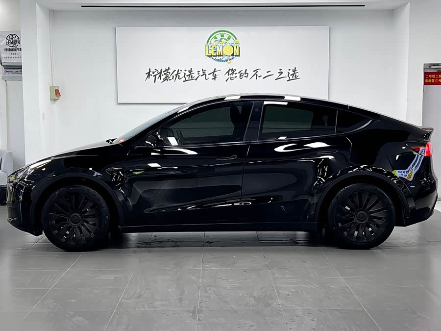 Tesla Model Y 2022 car image #5