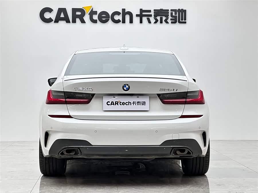 BMW 3 Series 2019 car image #5