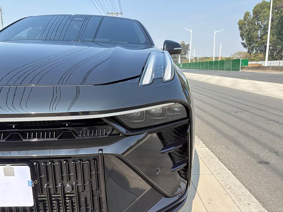 Lynk & Co 03 2023 car image #5