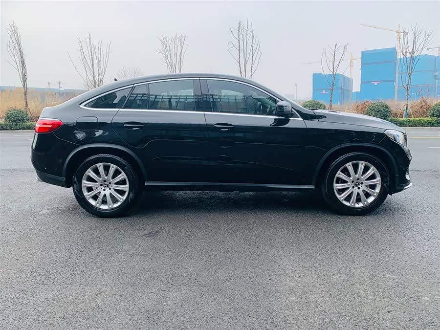 Mercedes-Benz GLE Coupe 2019 #5 Mercedes-Benz GLE Coupe 2019 car image #5