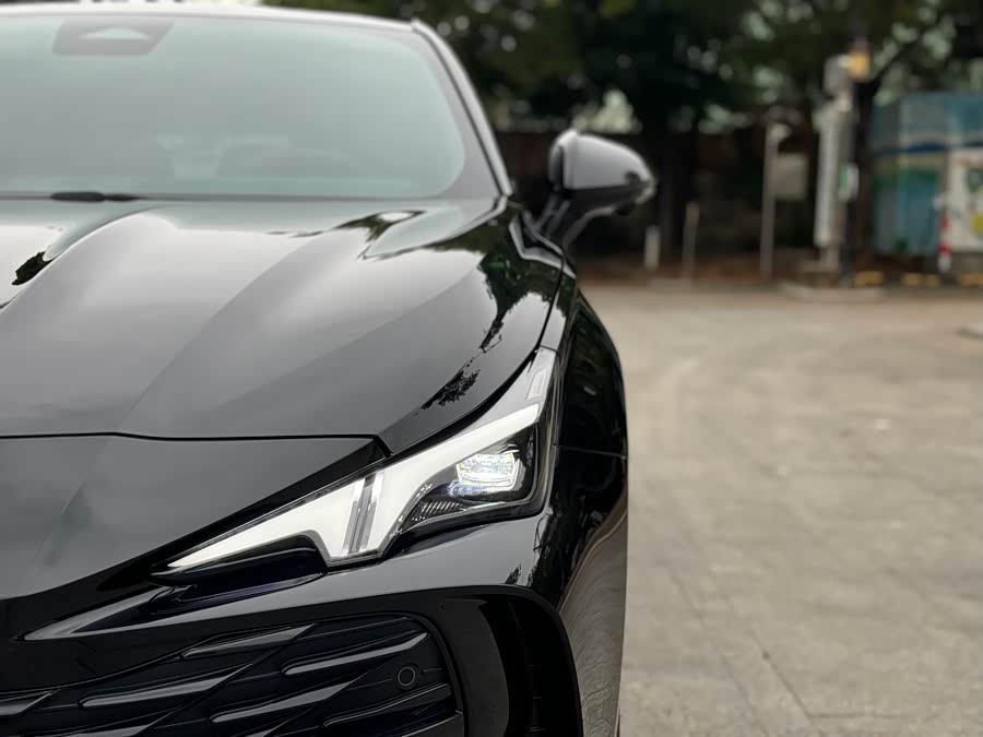 MG 7 2025 car image #5