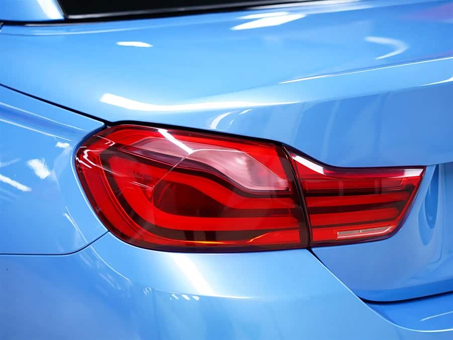BMW M4 2018 immagine di auto #5