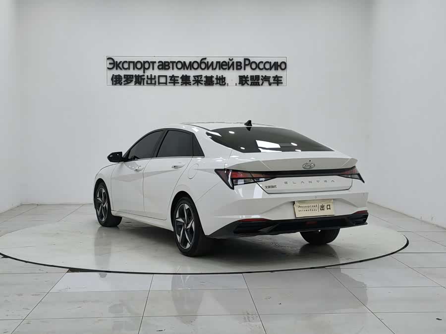 Hyundai Elantra 2022 car image #5