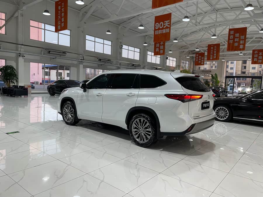 Toyota Highlander 2023 #5 Toyota Highlander 2023 car image #5