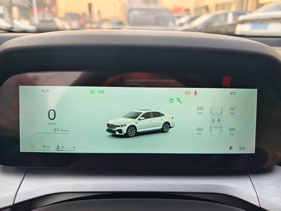 GEELY Preface 2025 car image #5