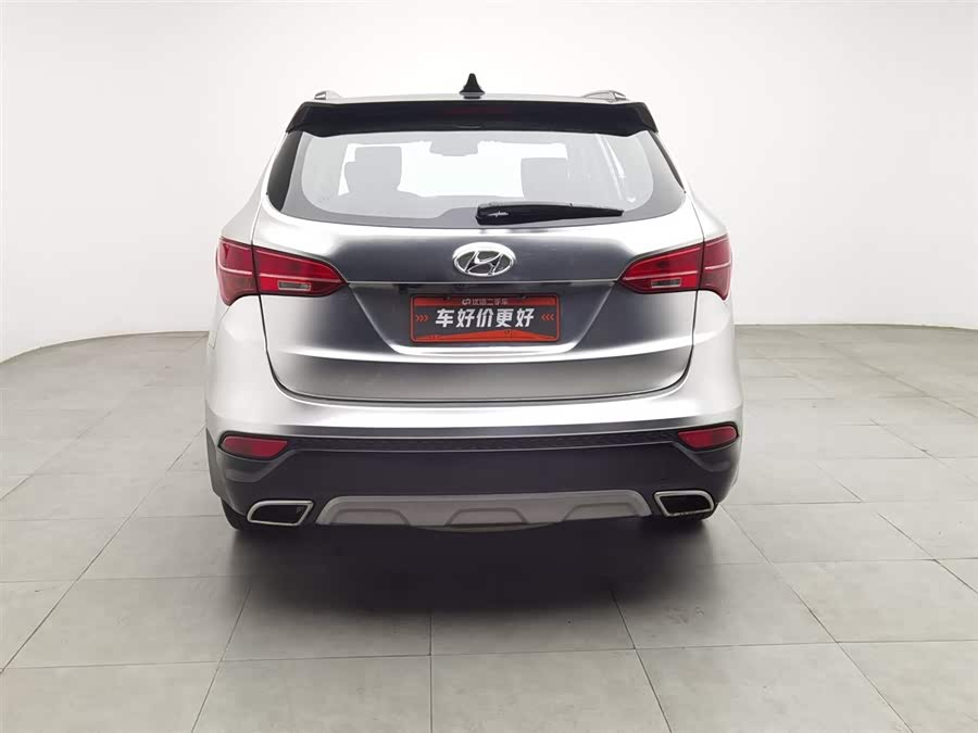 Hyundai Santa Fe 2015 car image #5
