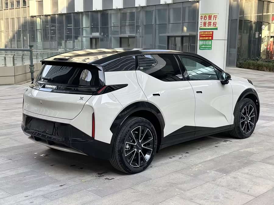 Zeekr X 2024 car image #5