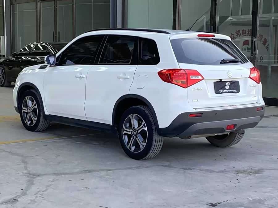 Suzuki Vitara 2018 изображение автомобиля #5