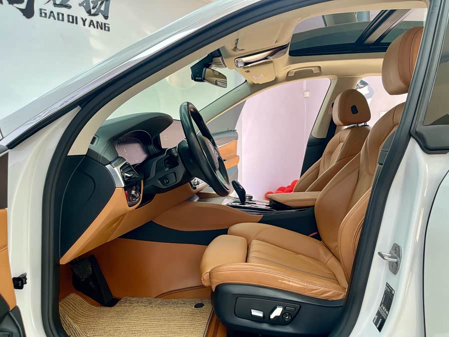 BMW 6 Series GT 2022 #5 BMW 6 Series GT 2022 car image #5