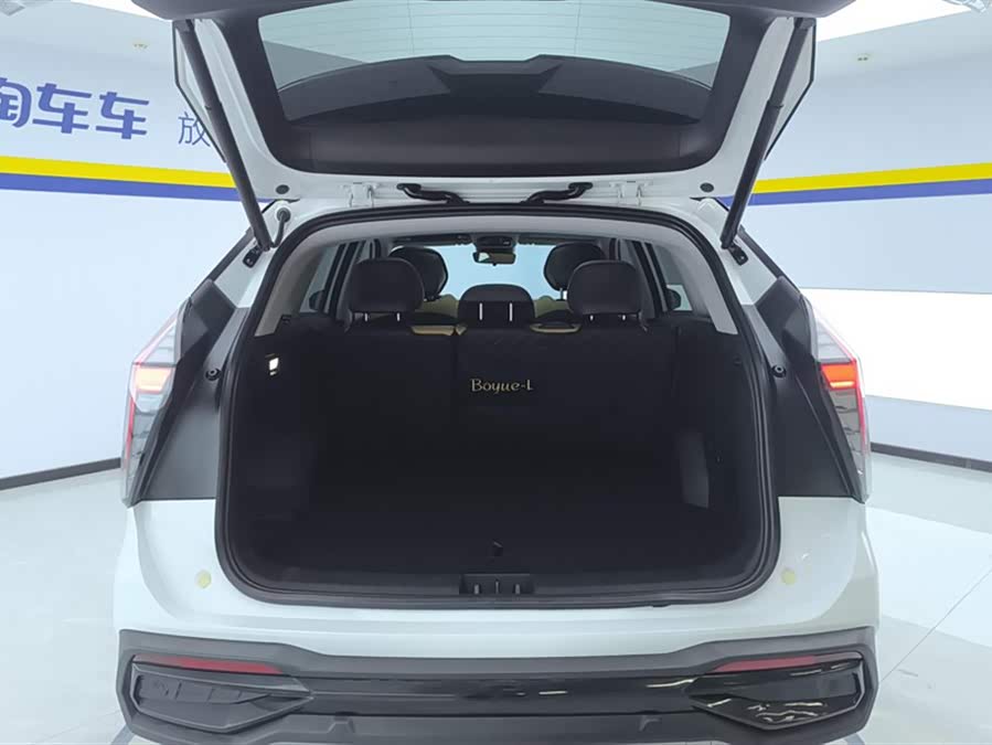 GEELY Boyue L 2023 car image #5
