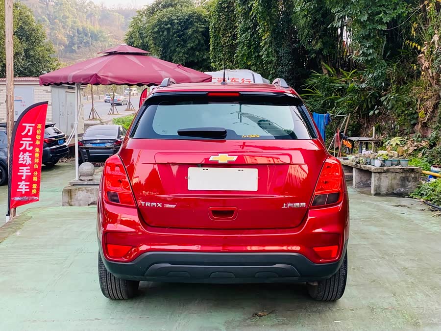 Chevrolet Tracker 2017 car image #5