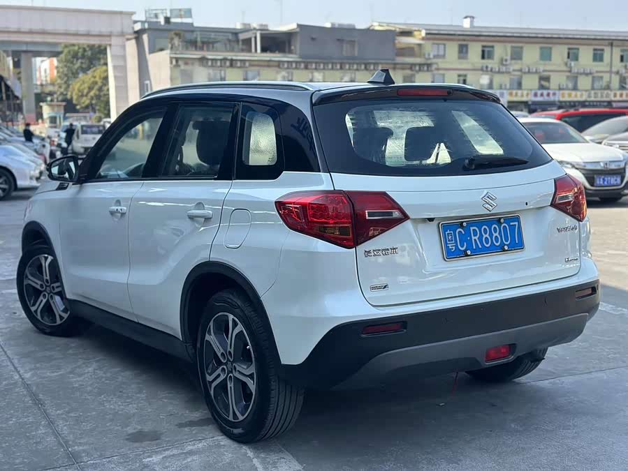 Suzuki Vitara 2016 image de voiture #5