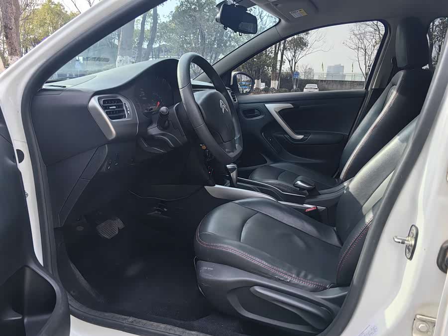 Citroen C-Elysée 2017 imagem de carro #5