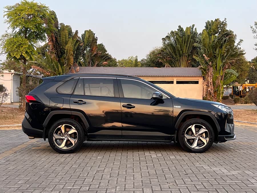 Toyota RAV4 Hybird E+ 2022 #5 Toyota RAV4 Hybird E+ 2022 صورة سيارة #5